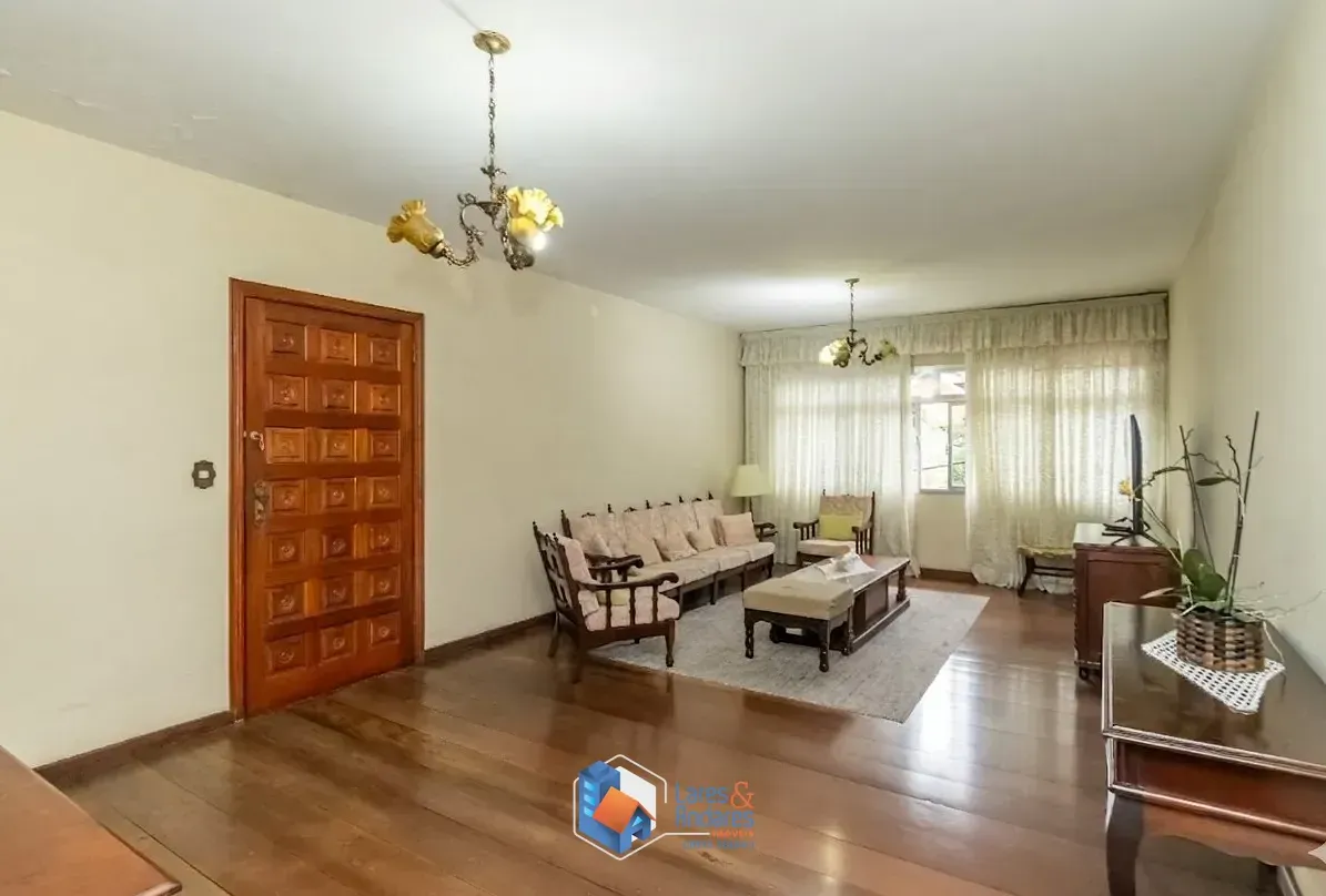 Foto do imóvel Sobrado para venda em Horto Florestal com 3 quartos, sendo 1 suíte, 316m² em Rua Ilicínia