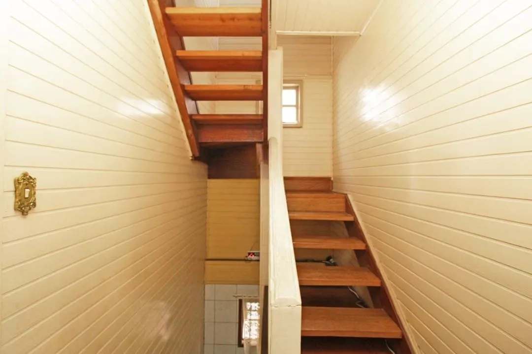 Imagem Casa/terreno c/ 3 dorm no Bairro Petrópolis em Porto Alegre