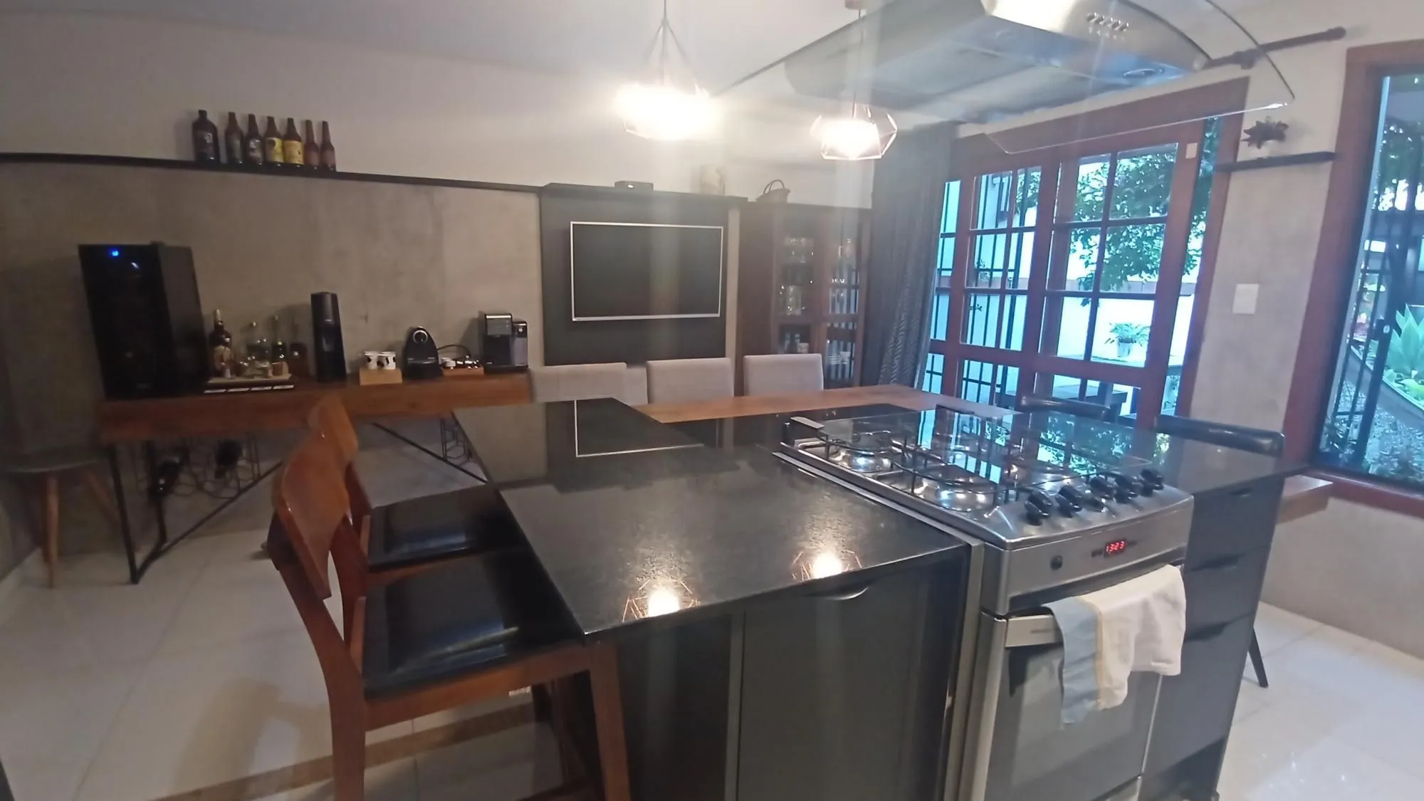 Imagem Casa de Condomínio com 3 Suítes, no bairro Tristeza