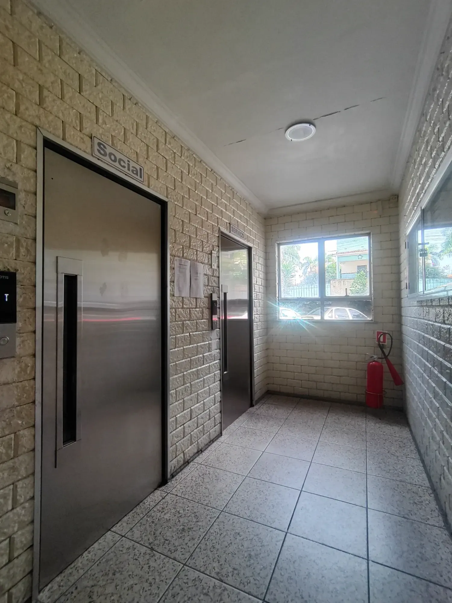 Imagem Apartamento com 2 Quartos à Venda, 70 m² em Brasilândia - São Gonçalo