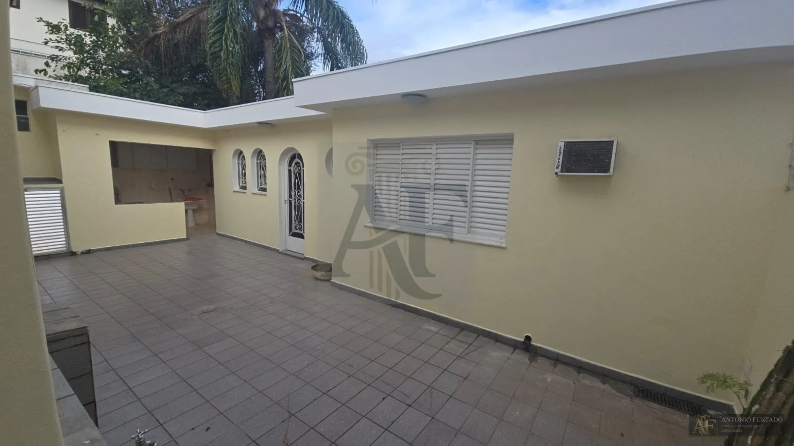 Imagem Casa à venda em Jardim Londrina, São Paulo