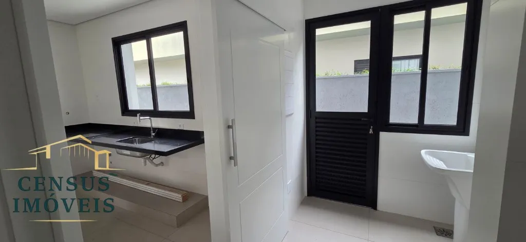 Foto do imóvel: Casa à venda no condomínio Reserva dos Vinhedos em Louveira-SP: com 3 suítes, 2 salas, 5 banheiros, 4 vagas, 270m² de área em Condomínio Reserva dos Vinhedos