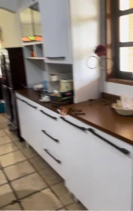 Imagem Chácara com 3 dormitórios à venda, 2770 m² por R$ 1.350.000 - Três Lagos - Piracaia/SP