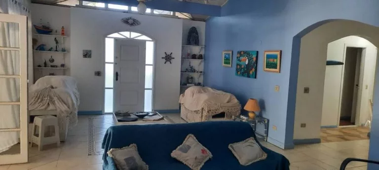 Imagem Casa a beira mar na praia da Tabatinga - Caraguatatuba