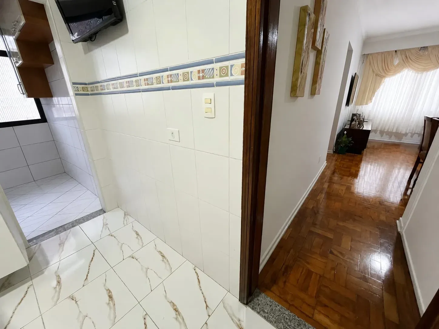 Imagem Apartamento com 2 Quartos à Venda, 69 m² em Encruzilhada - Santos