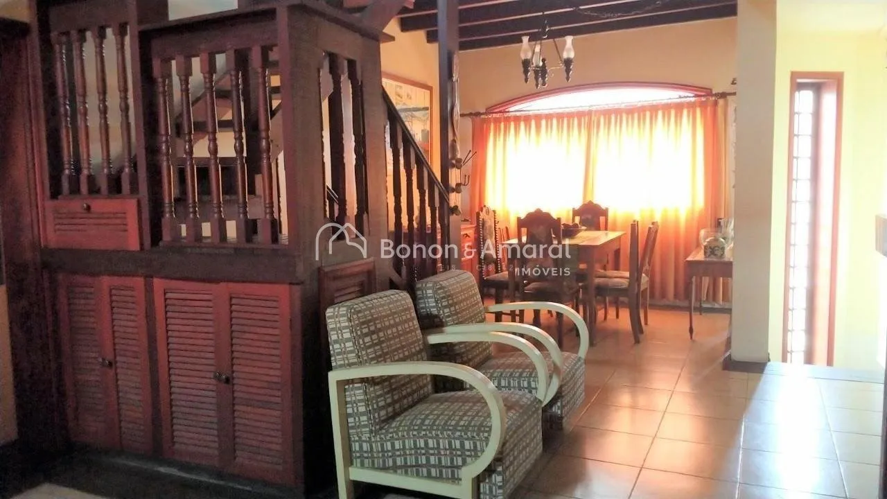 Imagem Linda Casa à Venda no Condomínio Chácara Flora - Valinhos/Campinas