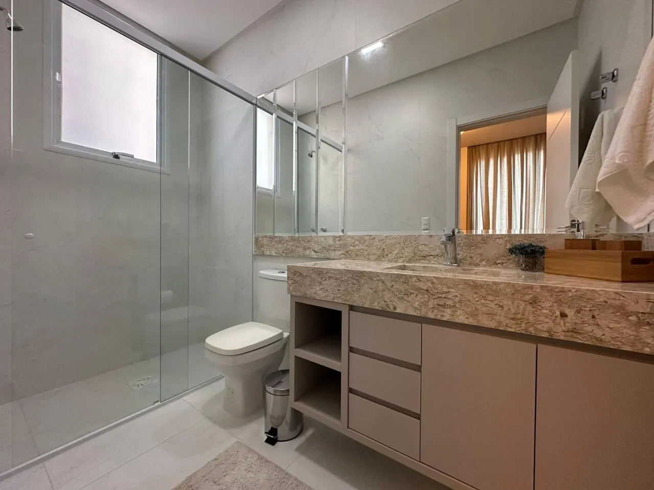 Imagem Apartamento à venda com 294m2 por R$ 3.200.000,00