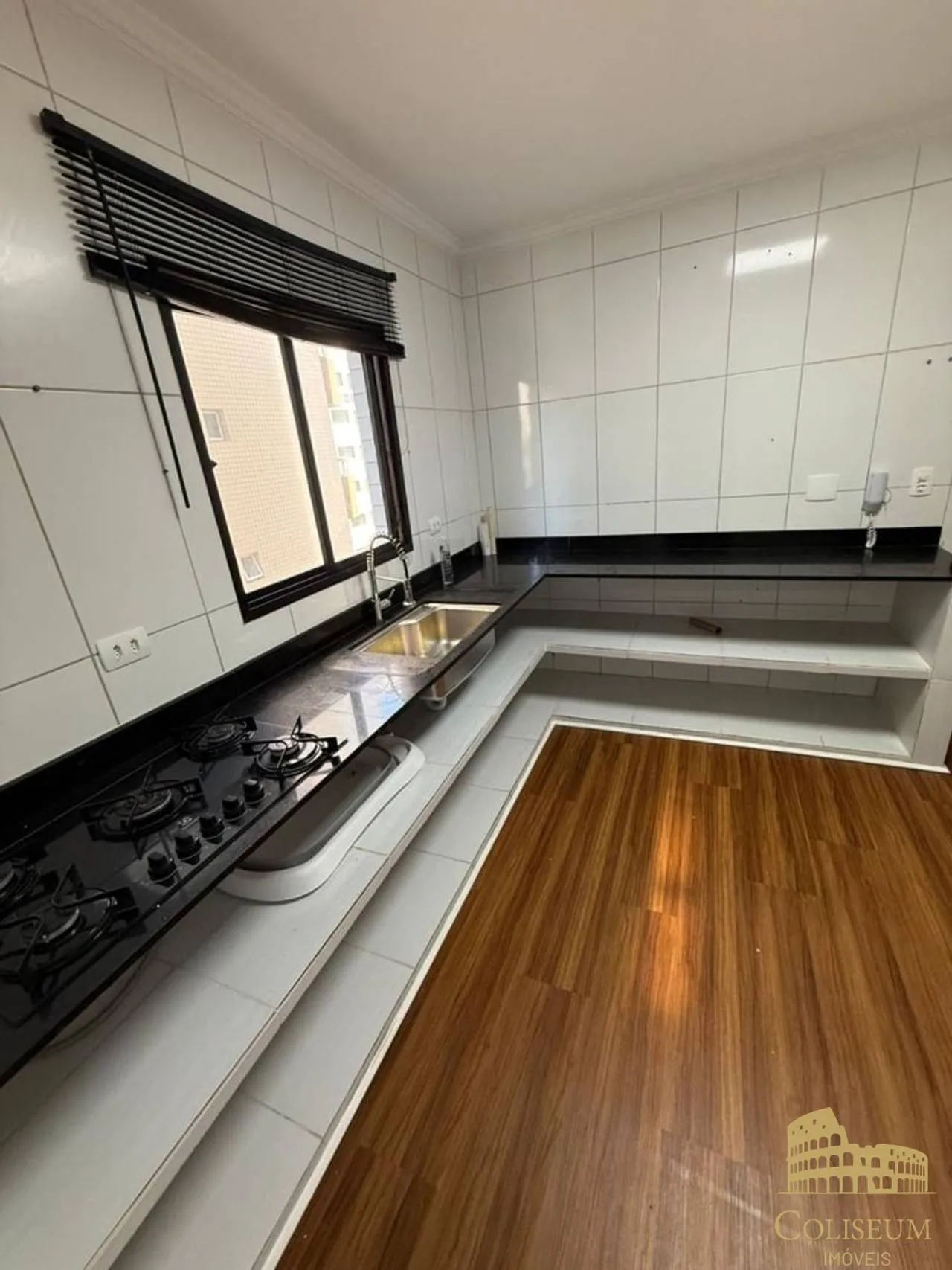 Imagem Apartamento com 1 dormitório à venda, 60 m² por R$ 320.000,00 - Tupi - Praia Grande/SP