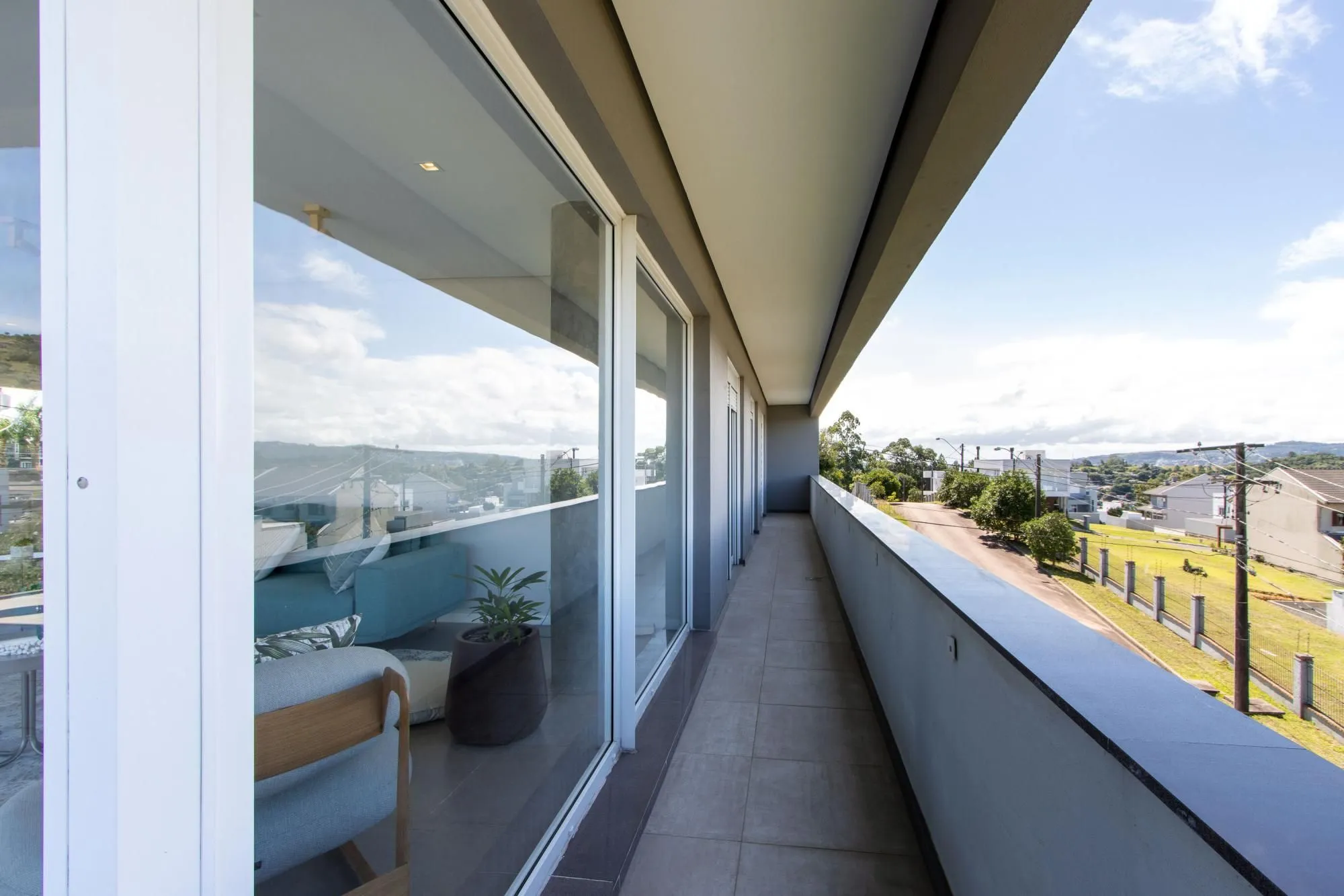 Imagem Luxuosa Casa em Condomínio de Alto Padrão com vista para Guaiba