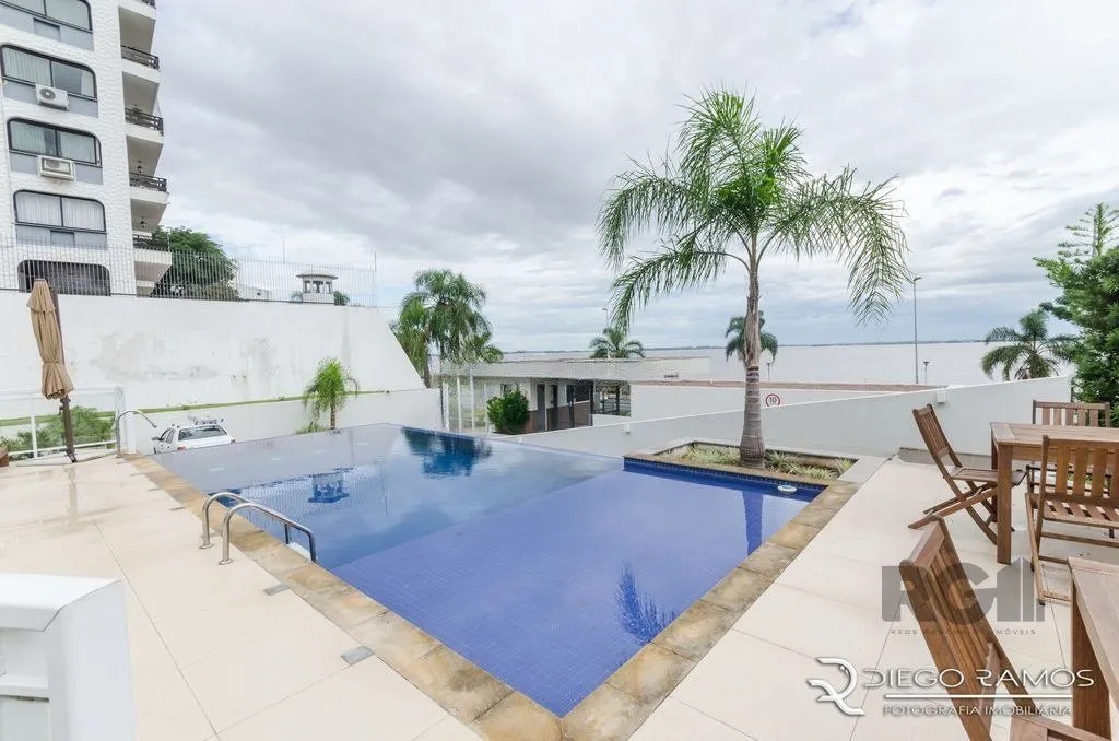 Imagem Casa Condominio para Venda - 365m², 3 dormitórios, sendo 3 suites, 3 vagas - Praia de Belas