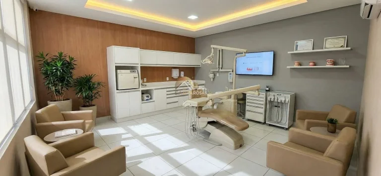 Imagem Sala comercial reformada, andar alto e vista livre. Copa e banheiro. Condomínio baixo. Em Brotas, p