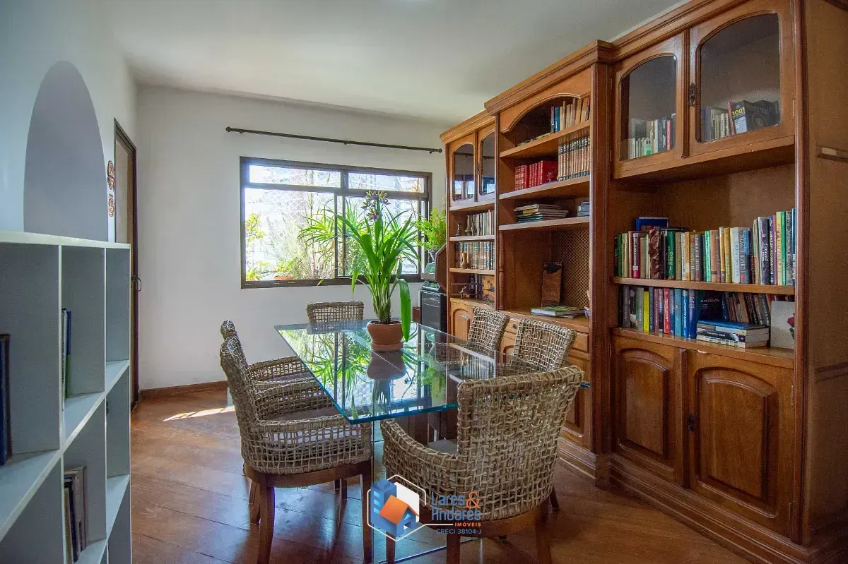 Imagem Apartamento para venda em Campo Belo com 4 quartos, sendo 2 suítes, 209m²