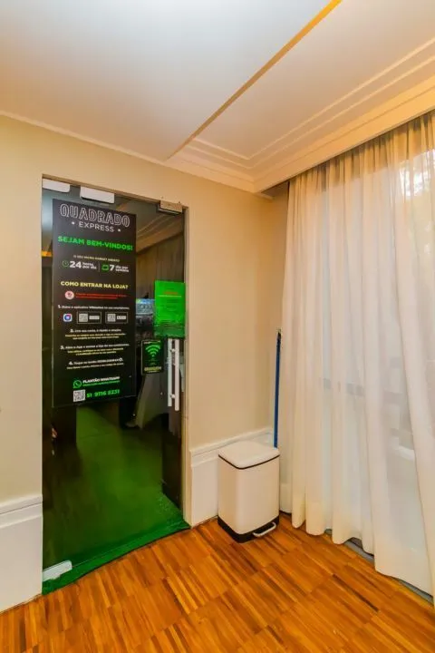 Imagem Apartamento de 1 dormitório à venda no Bairro Três Figueiras - Porto Alegre