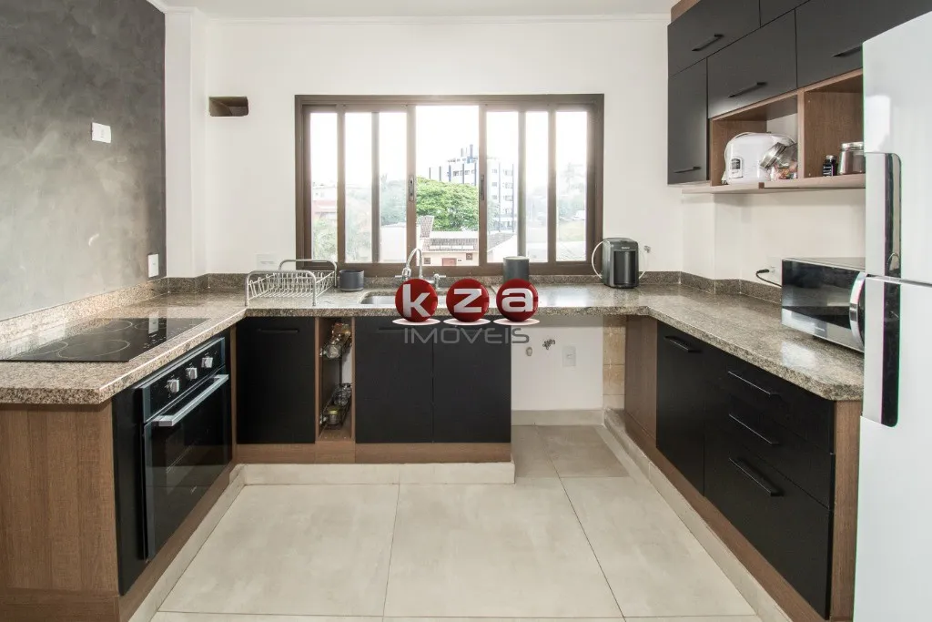 Imagem Imperdível! Apartamento de alto padrão a venda, com 3 suítes no centro de Vinhedo-SP, com 186m² e 2 vagas de garagem. Venha conferir!