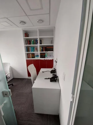 Imagem Sala comercial com 81m² na Avenida das Nações Unidas