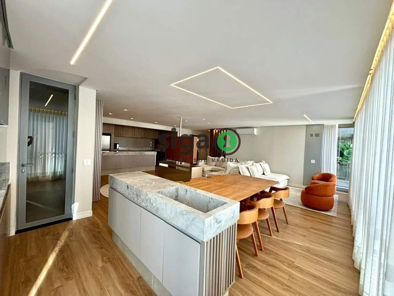 Imagem Apartamento à venda no Brooklin com 03 suítes, 3 vagas! O parque!