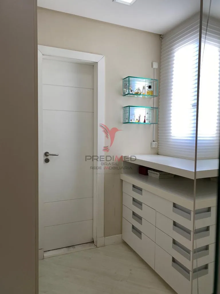 Imagem APARTAMENTO COM PISCINA, 3 SUITES E 3 VAGAS DE GARAGEM