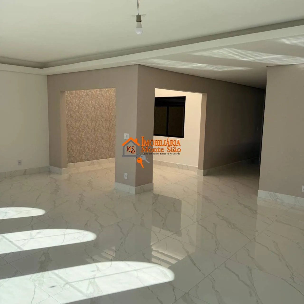 Imagem Sobrado com 4 dormitórios à venda, 400 m² por R$ 1.690.000,00 - Vila Rosália - Guarulhos/SP
