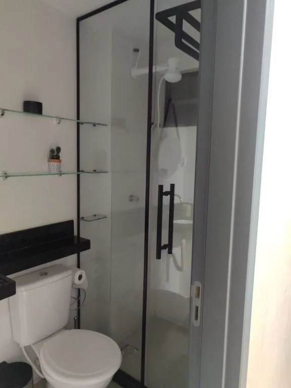 Imagem Flat mobiliado em Intermares, a poucos metros da praia. Moderno, pronto para morar e ideal para investir em locação.