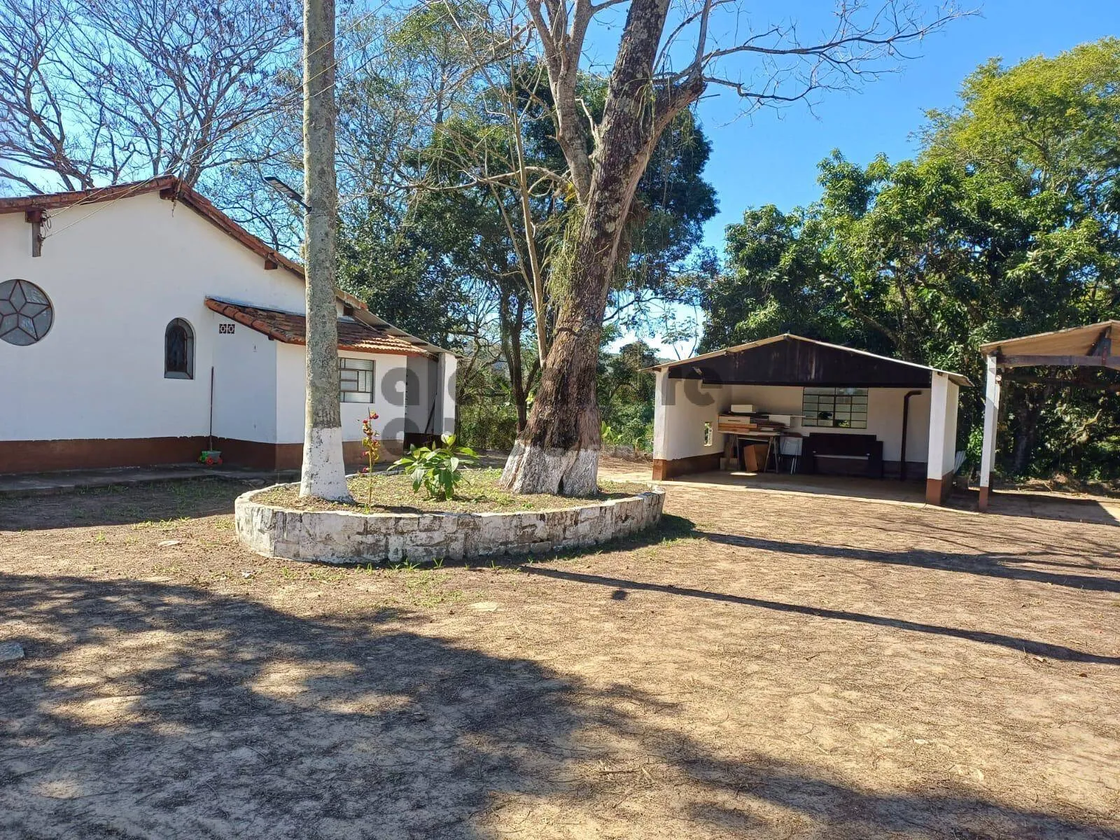 Imagem Sitio com terreno de 4 alqueires ou 96.800 m² à venda