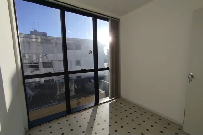 Imagem Sala para venda no bairro Moinhos de Vento em Porto Alegre