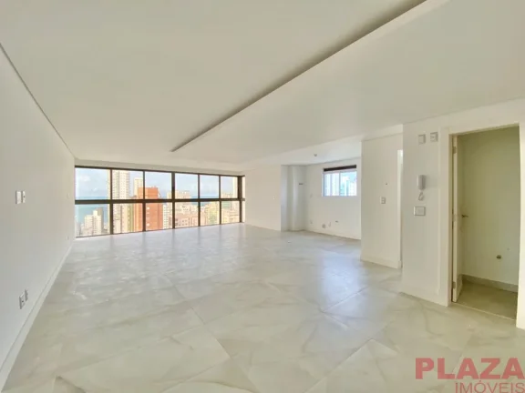 Apartamento de Alto Padrão à Venda no Ocean Breeze – Balneário Camboriú