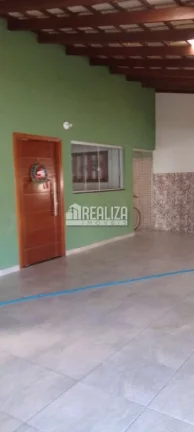 Imagem Casa à venda no bairro Jardim Elza Amuí IV, em Uberaba - 3 quartos, churrasqueira e móveis planejados