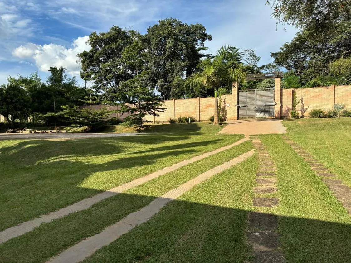 Imagem Lindo sítio a venda em Juatuba/MG , com 8.000 m²