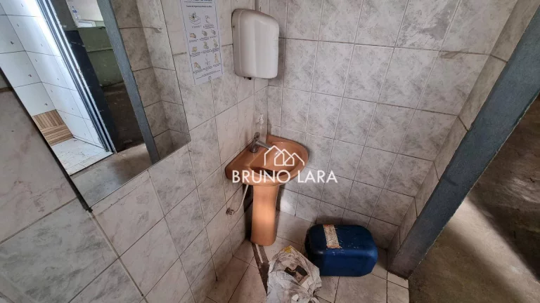 Imagem Loja disponível para locação no Centro Igarapé/MG.