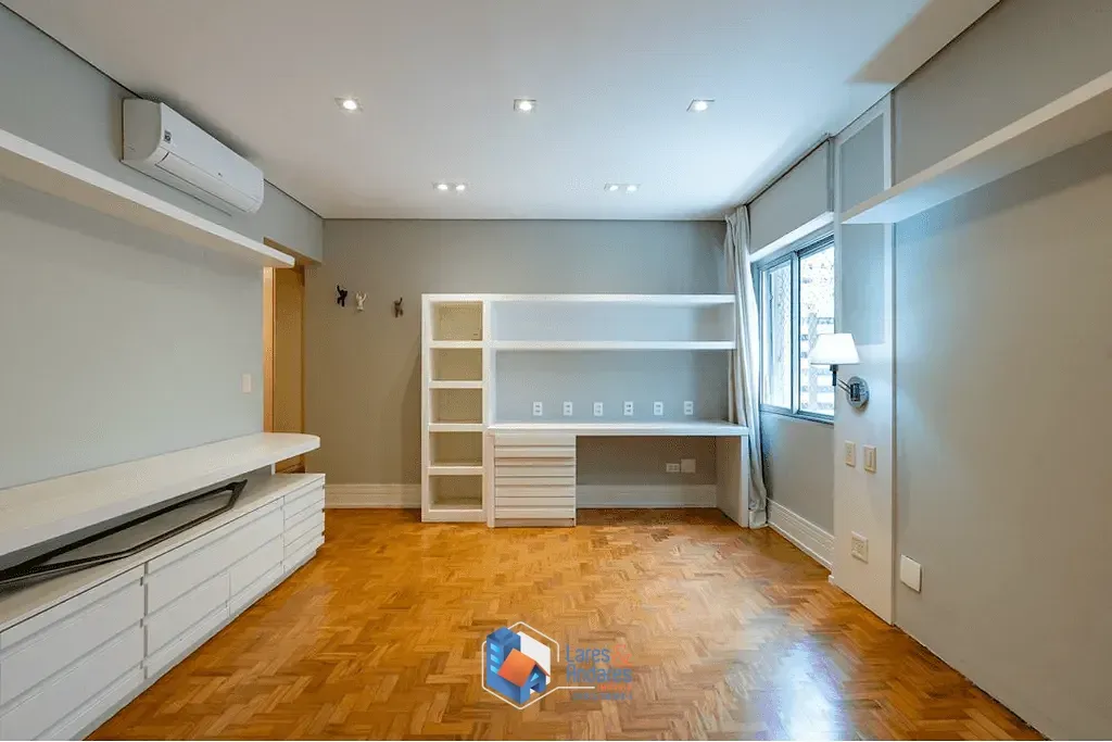 Imagem Apartamento à venda 3 Quartos 2 Suites 3 Vagas 241M² Cerqueira César São Paulo - SP