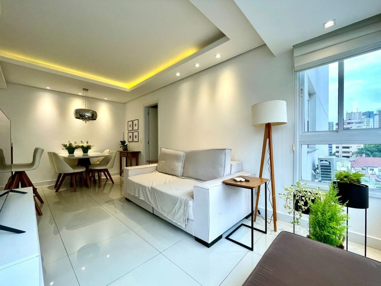 Imagem Vende-se apartamento com 2 quartos (1 suíte), 65m² e 2 vagas - Higienópolis