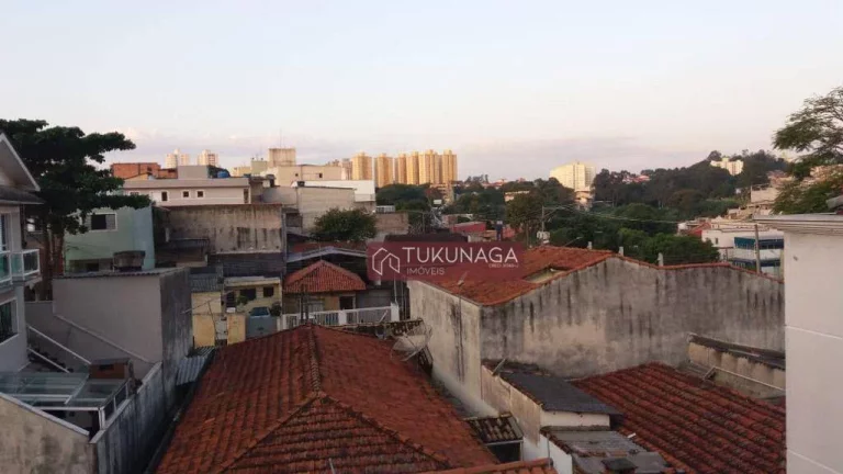 Imagem Sobrado com 4 dormitórios à venda, 195 m² por R$ 950.000 - Vila Milton - Guarulhos/SP