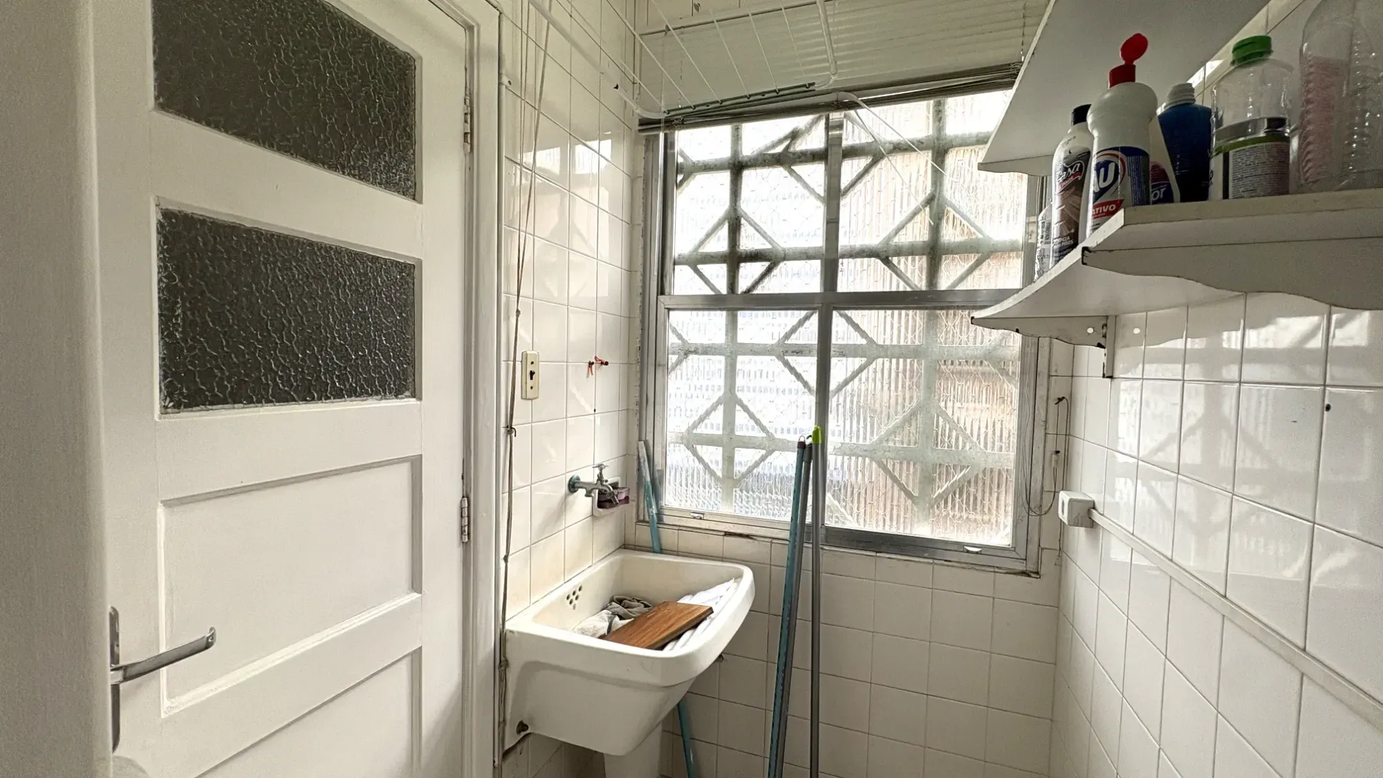 Imagem Apartamento com 2 Quartos para Alugar, 82 m² em Embaré - Santos