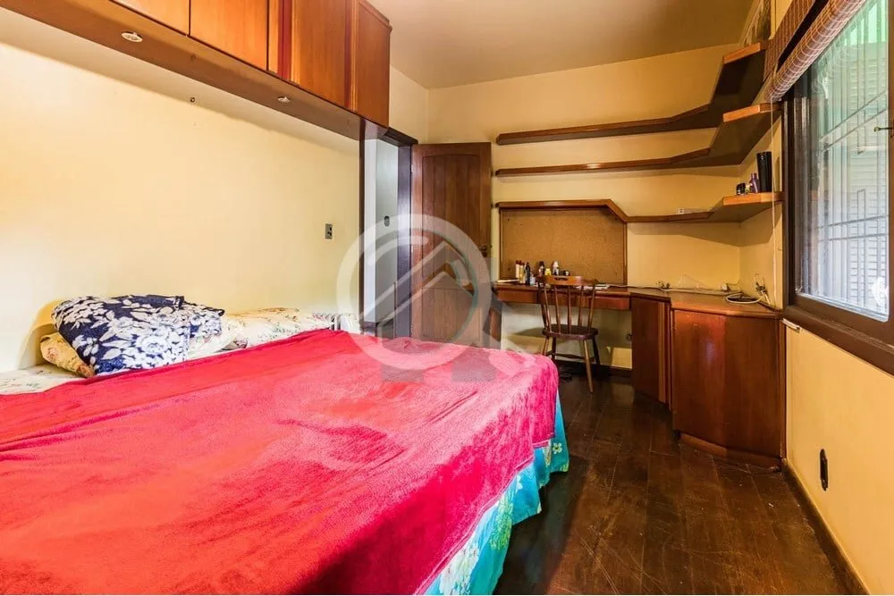 Imagem Descubra seu novo lar nesta magnífica casa à venda situada na tranquila Travessa Kuluene, no bairr...