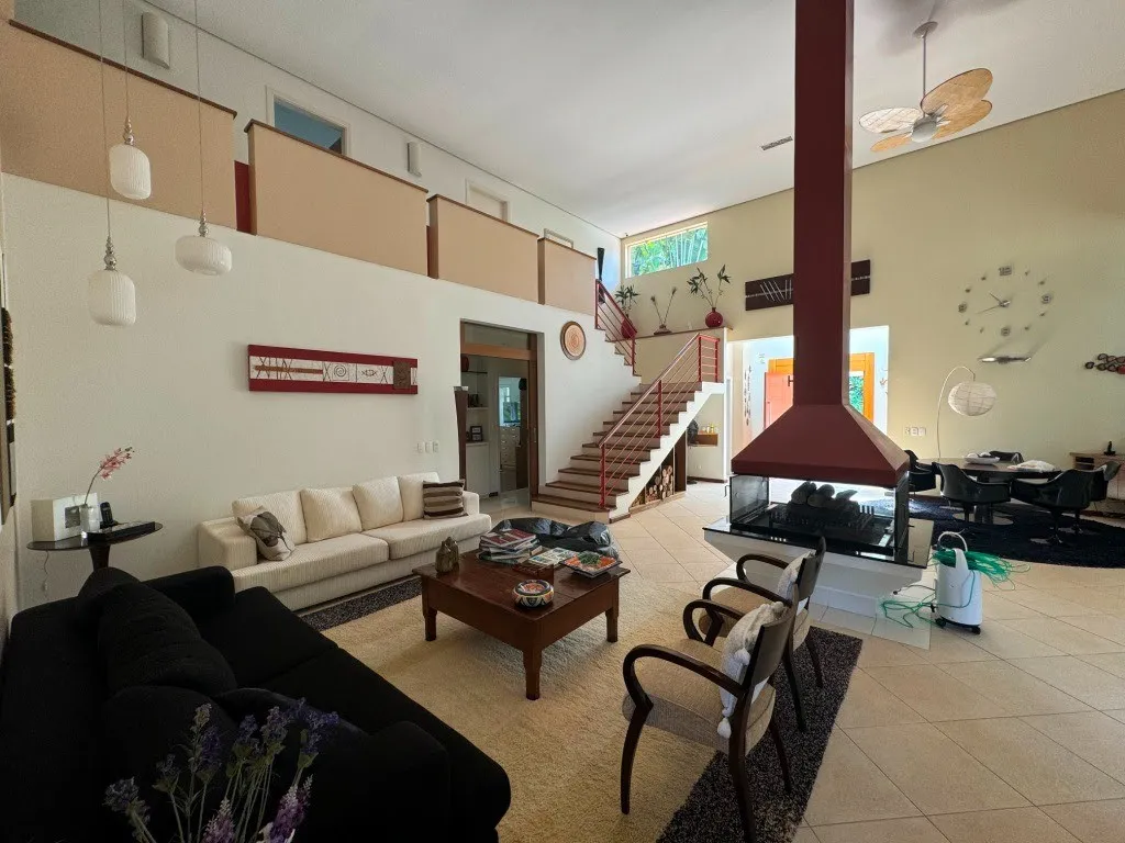 Imagem Casa de luxo em condomínio no bairro Tanque, Atibaia-SP: 8 suítes