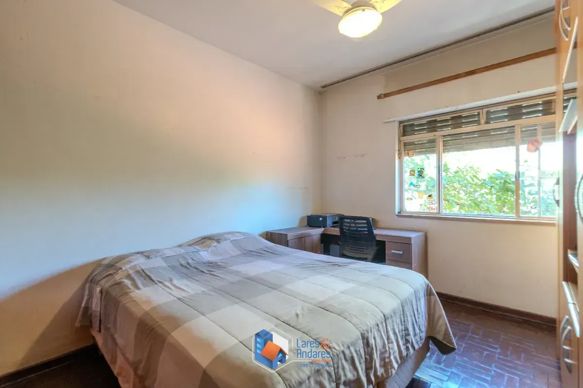 Imagem Sobrado para venda em Aclimação com 4 quartos, sendo 1 suíte, 452m²