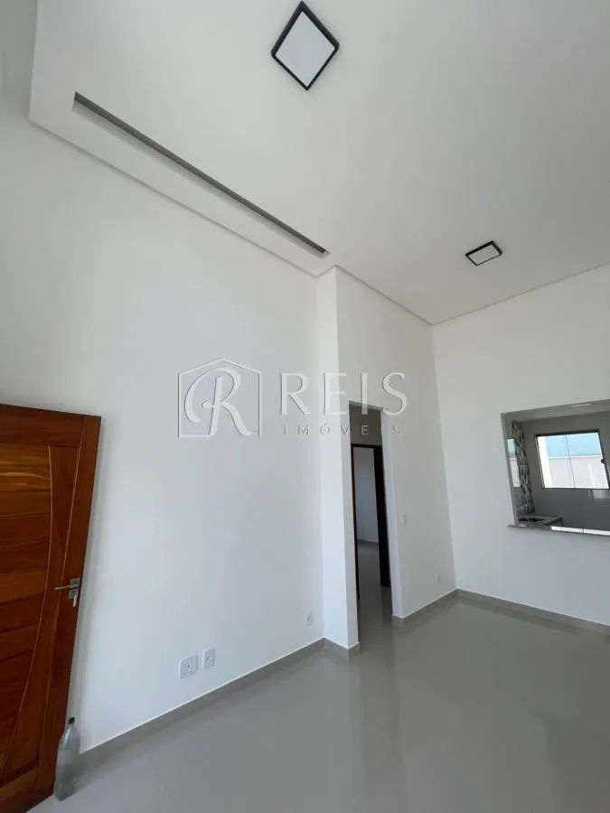 Imagem Casa para Venda em Rio das Ostras, Atlântica, 3 dormitórios, 1 suíte, 2 banheiros, 1 vaga