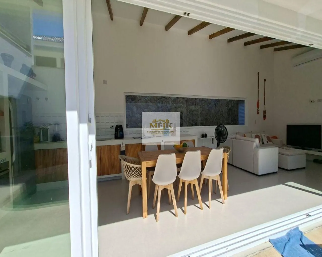 Imagem Imperdível! Casa à venda em Pontal do Paraná-PR, bairro Atami Norte: 3 quartos, 2 suítes, 3 banheiros, 2 vagas, 234m².