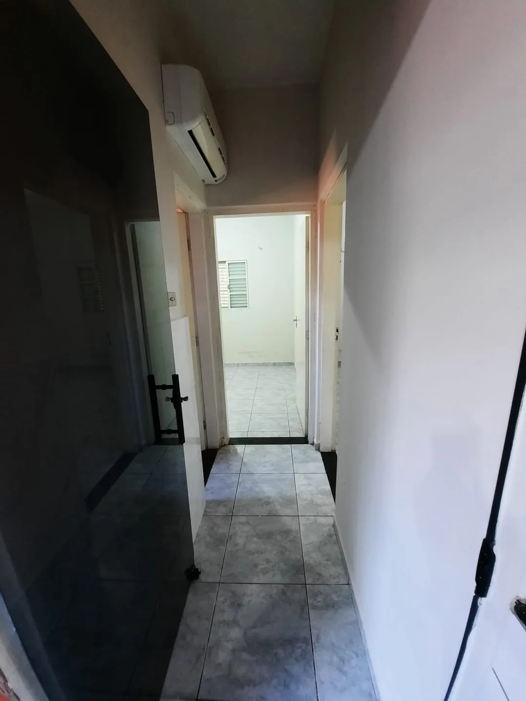 Imagem Casa à venda 3 Quartos, 2 Vagas, 300M², Laerte Assunção, Pindamonhangaba - SP