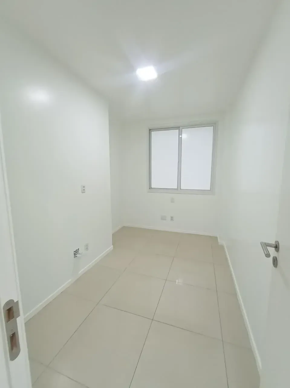 Imagem Apartamento com 3 Quartos para Alugar, 70 m² em Flores - Manaus