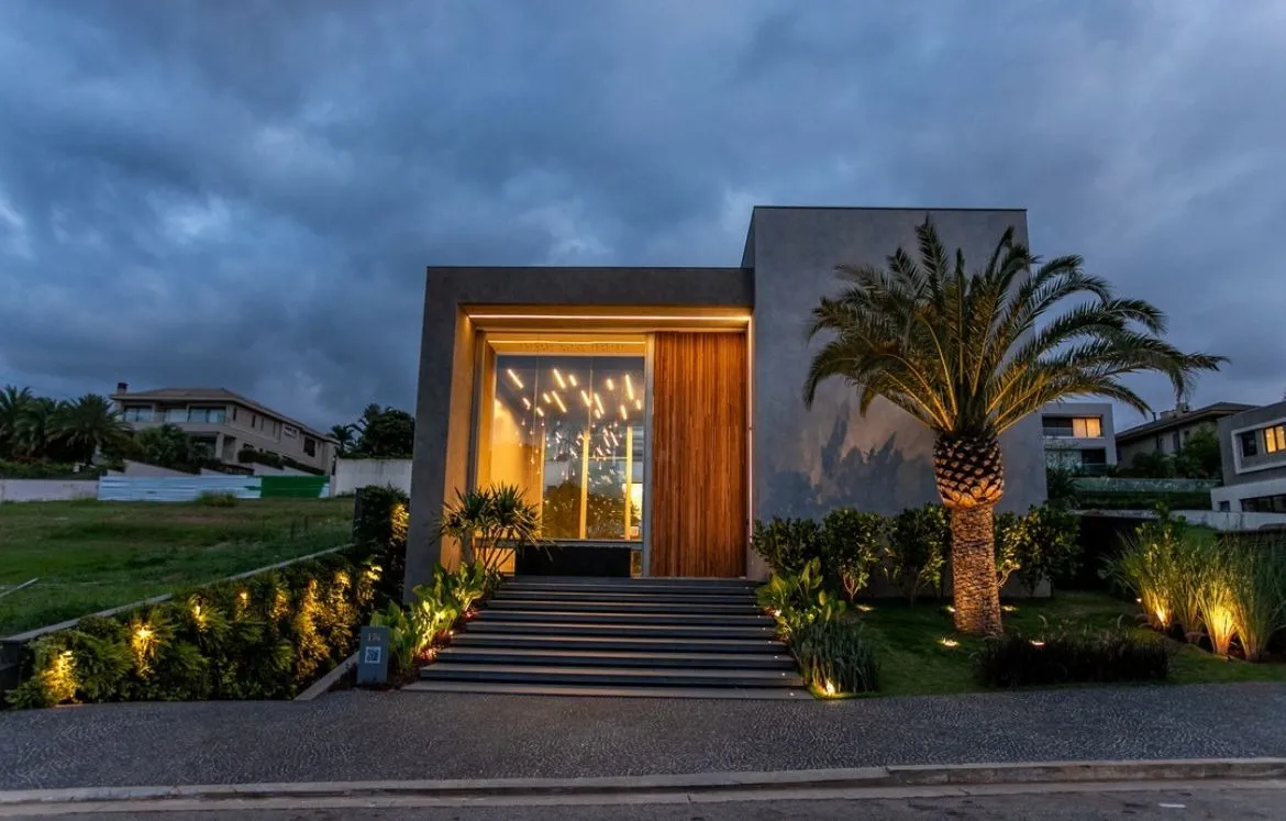 Foto do imóvel Venha conhecer essa incrível mansão de alto padrão, com 05 suítes amplas e luxuosas, todas com closets para um maior conforto e praticidade. em TAMBORÉ, SANTANA DE PARNAÍBA - SP