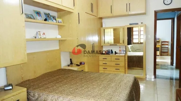 Imagem Casa à venda 5 Quartos, 6 Vagas, 237M², Vila Aquilino, Santo André - SP
