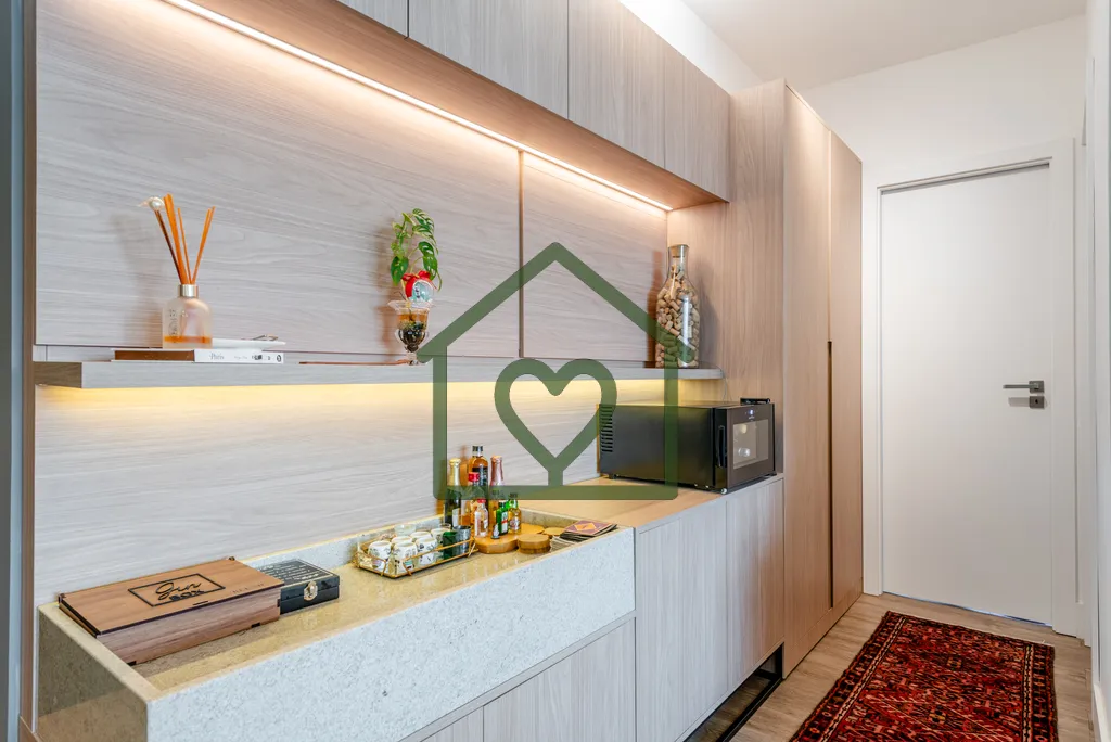 Imagem Lindo apartamento mobiliado de 70m² no bairro Boa Vista, Porto Alegre. Com 2 suítes e 2 vagas de g...