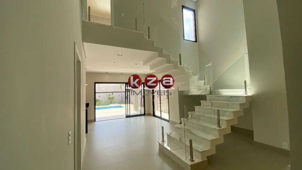Imagem Imperdível Casa em Condomínio à Venda em Valinhos-SP - Condomínio Villa do Sol 3 Quartos, 3 Suítes, 2 Salas 226 m²