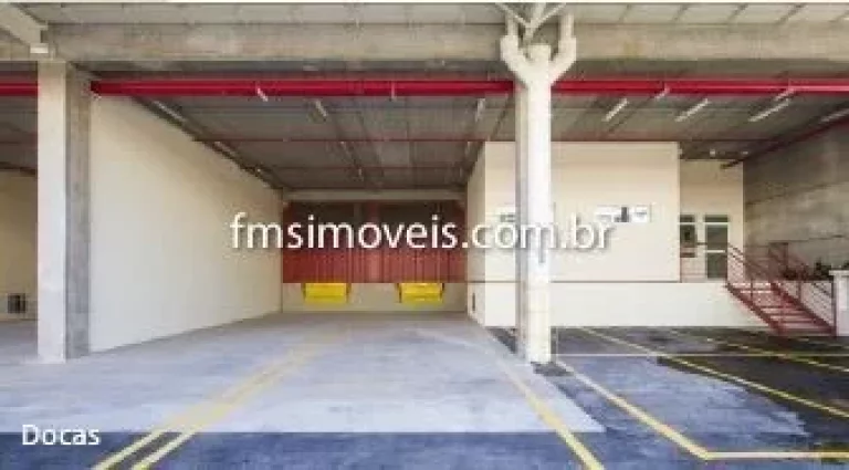 Foto do imóvel Galpões para locação com 1.478m² de armazenamento no Embu das Artes/SP.
