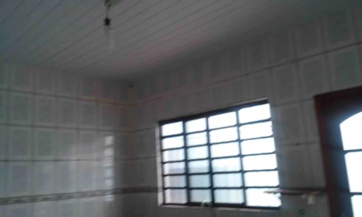 Imagem Casa meio lote - otima localização - Marafunda