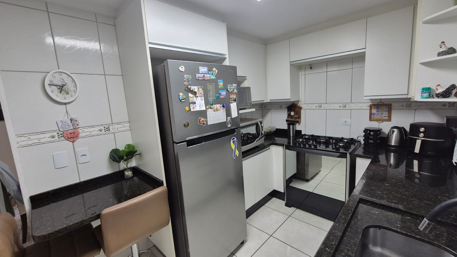 Imagem Sobrado com 3 Quartos à Venda, 177 metros em Cajuru - Curitiba