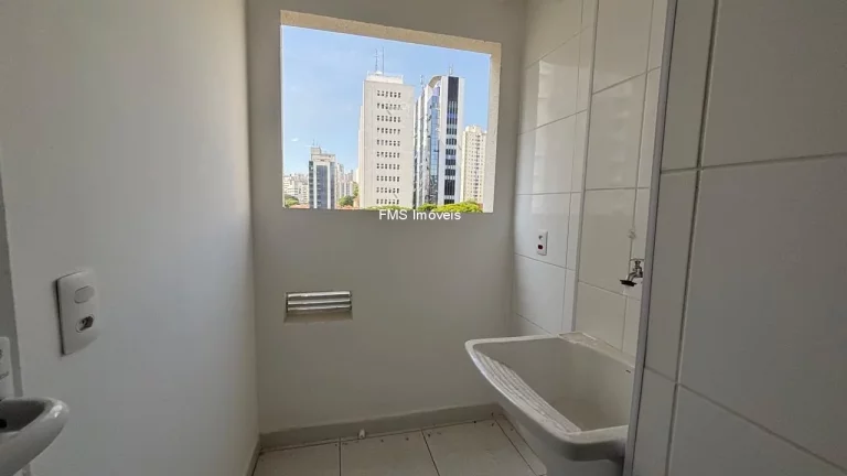Imagem Oportunidade imperdível: Apartamento à venda em São Paulo-SP, Barra Funda. 1 quarto, 1 sala, 1 banheiro, 1 vaga. 45m² de área.