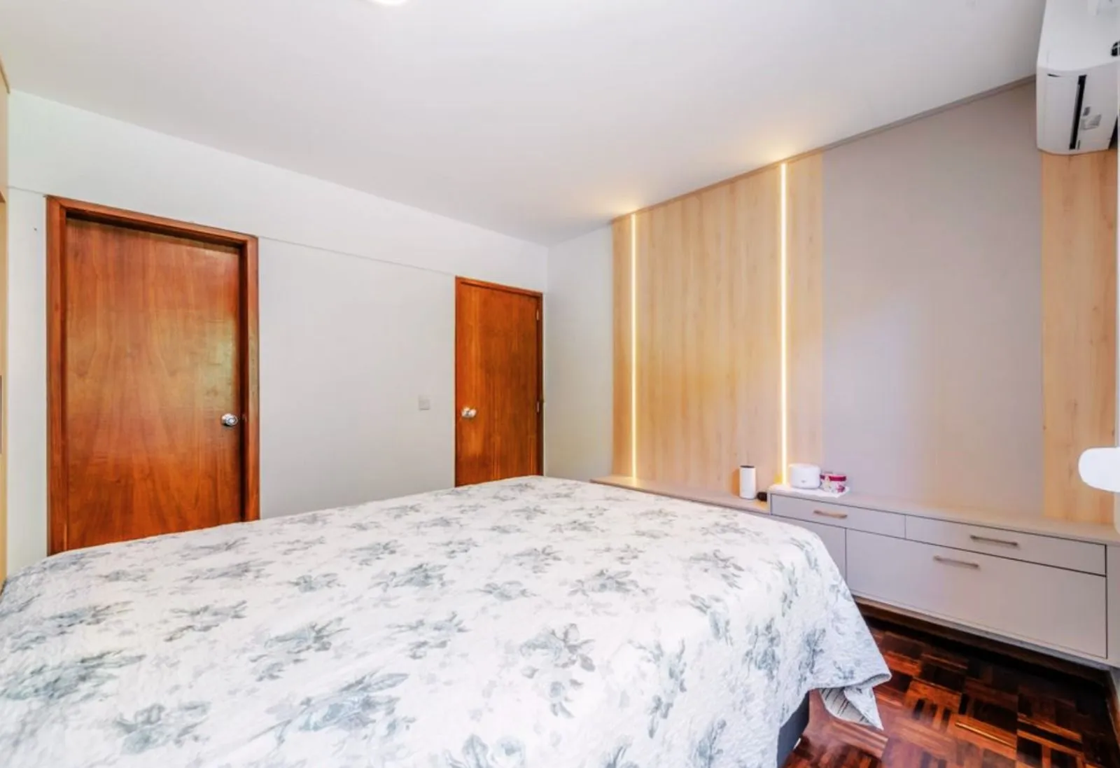Imagem Apartamento com 164.55m², 3 dorm, Moinhos de Vento