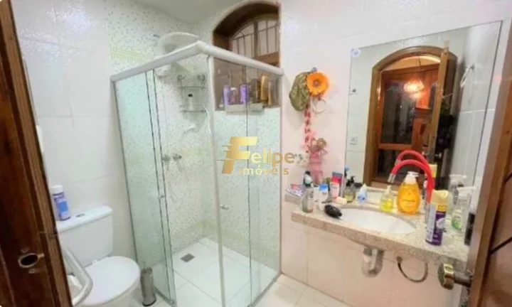Imagem NÃO PERCA TEMPO E VENHA CONHECER ESTA LINDA E ENORME CASA DE 02 PAVIMENTOS NA ENSEADA DO SUÁ EM VITÓRIA/ES!